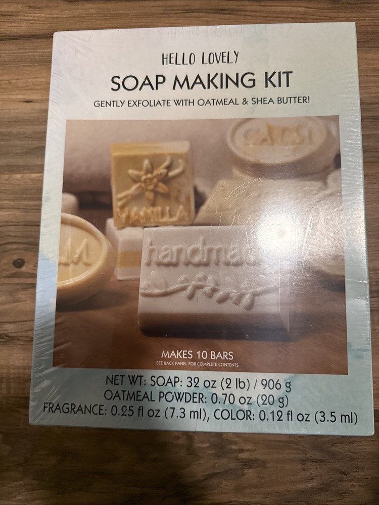 NIP HELLO LOVELY SOAP MAKING KIT
