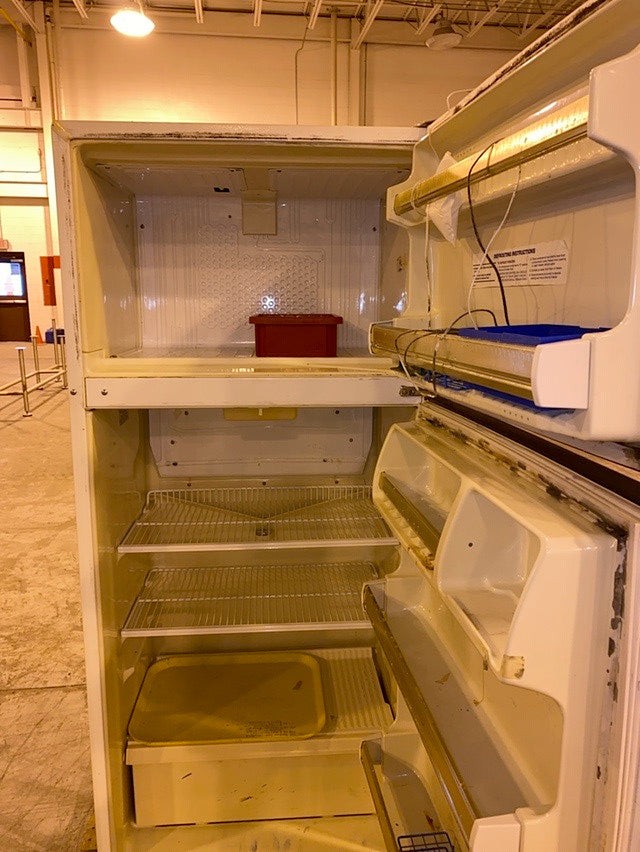 GE General Electric Laboratory Refrigerator / Freezer Combo Model