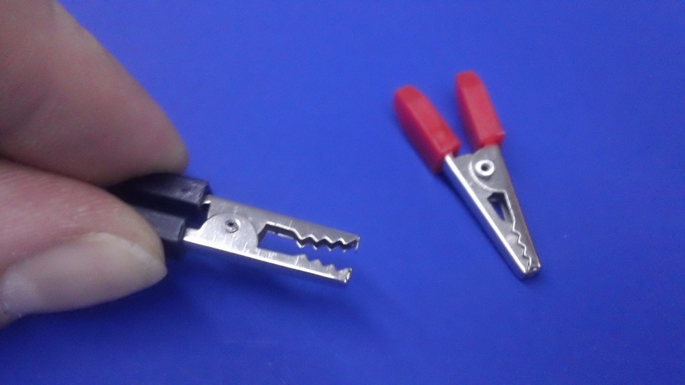 Electronics School Supply VOLTMETER test lead ALLIGATOR clips
