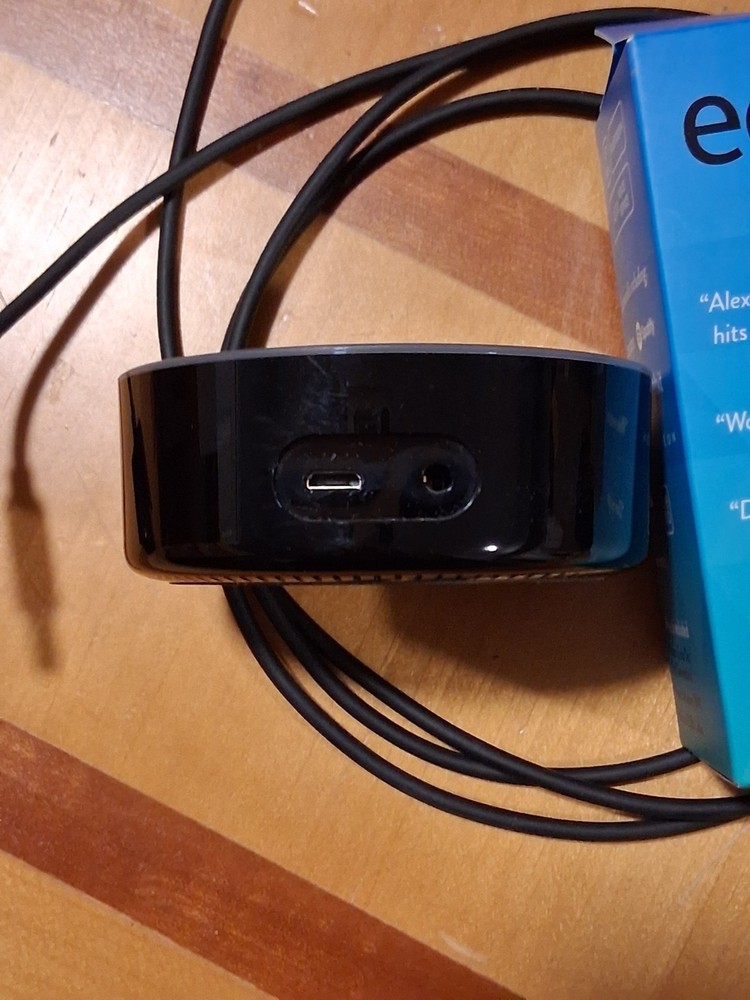 Amazon Echo Dot 2nd Generation Smart Speaker - Black (RS03QR)