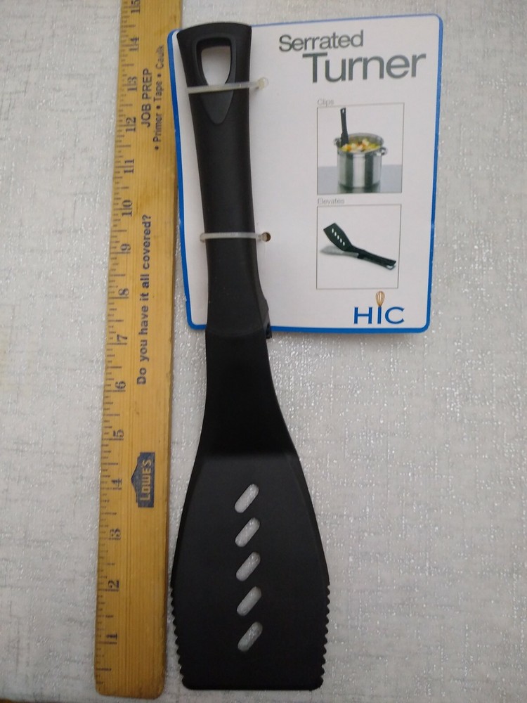 Hic serrated turner , black plastic ,pot hook