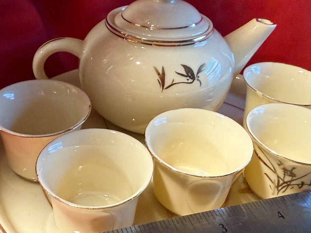 Porcelain Tea Set