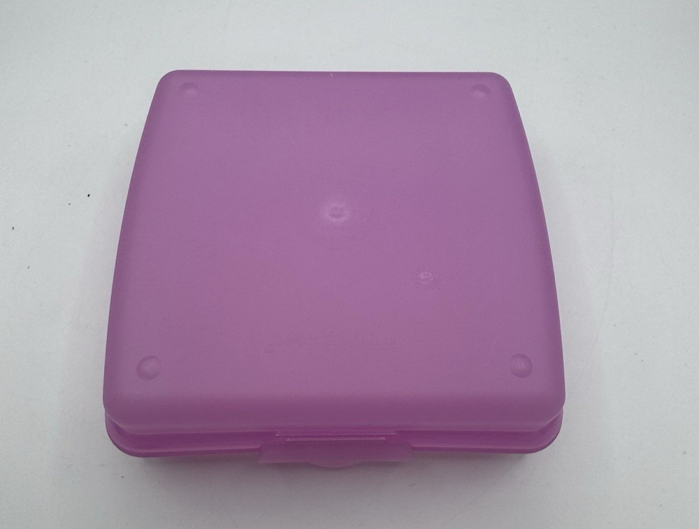 Tupperware Purple Sandwich Keeper