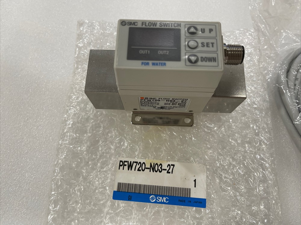 New, SMC PFW720-N03-27 Digital Flow Switch