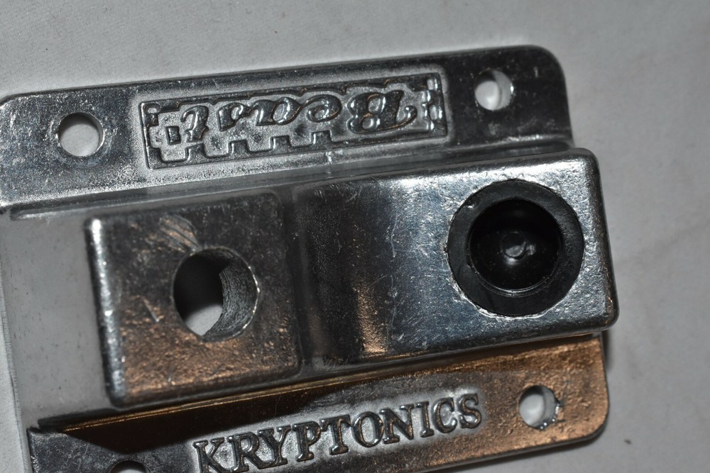 Kryptonics Beast Skateboard wheel bracket mount used