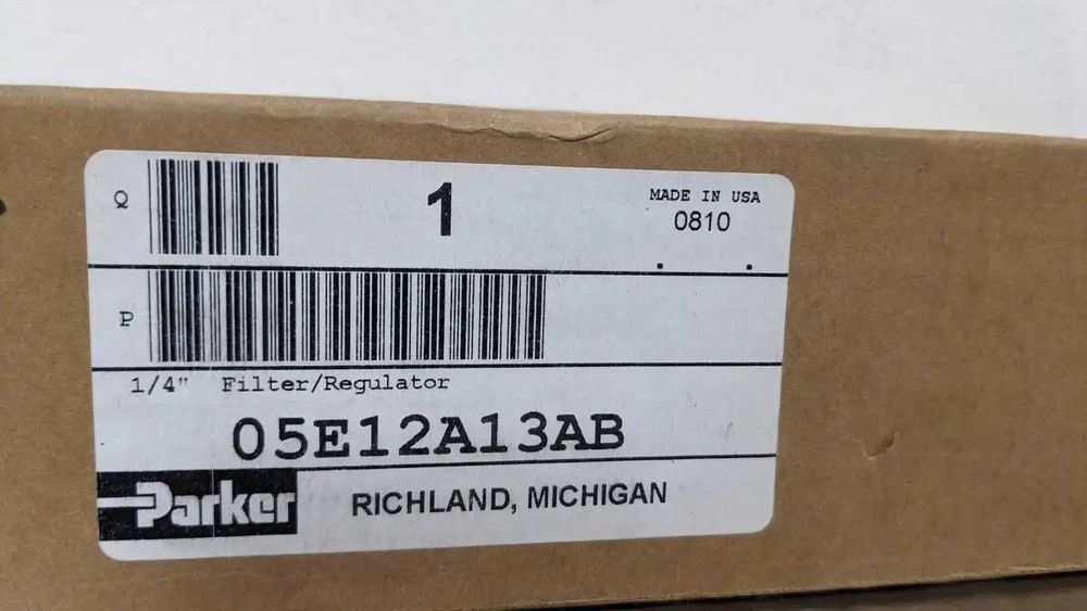 Parker 05E12A13AB Filter/Regulator 1/4" NPT 150PSI
