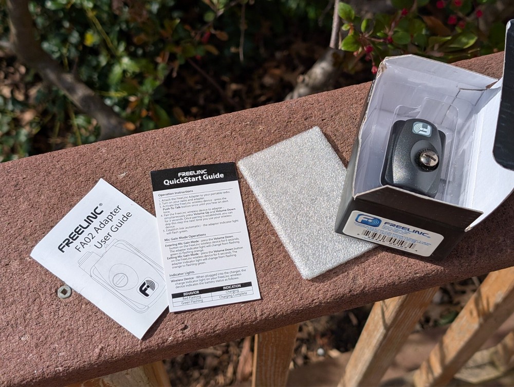 FreeLinc FA-02, wireless handmic adapter for  — NIB