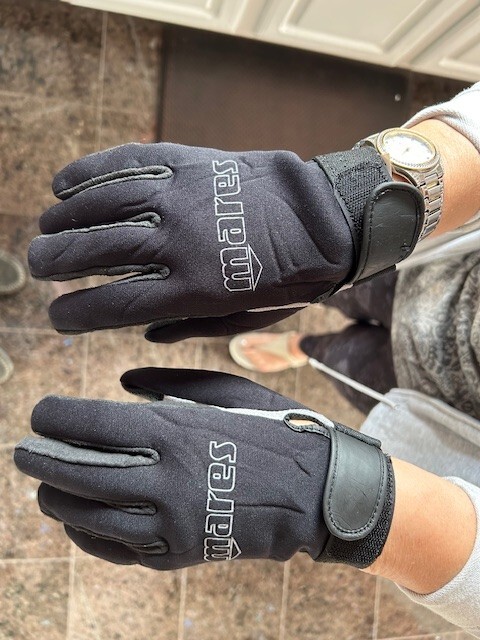 Mares Amara 2 mm Scuba Diving Gloves-Small