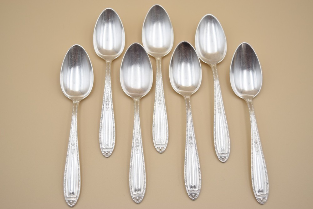17pc Alvin Louisiana Flatware Set Knife Dinner Fork Teaspoon