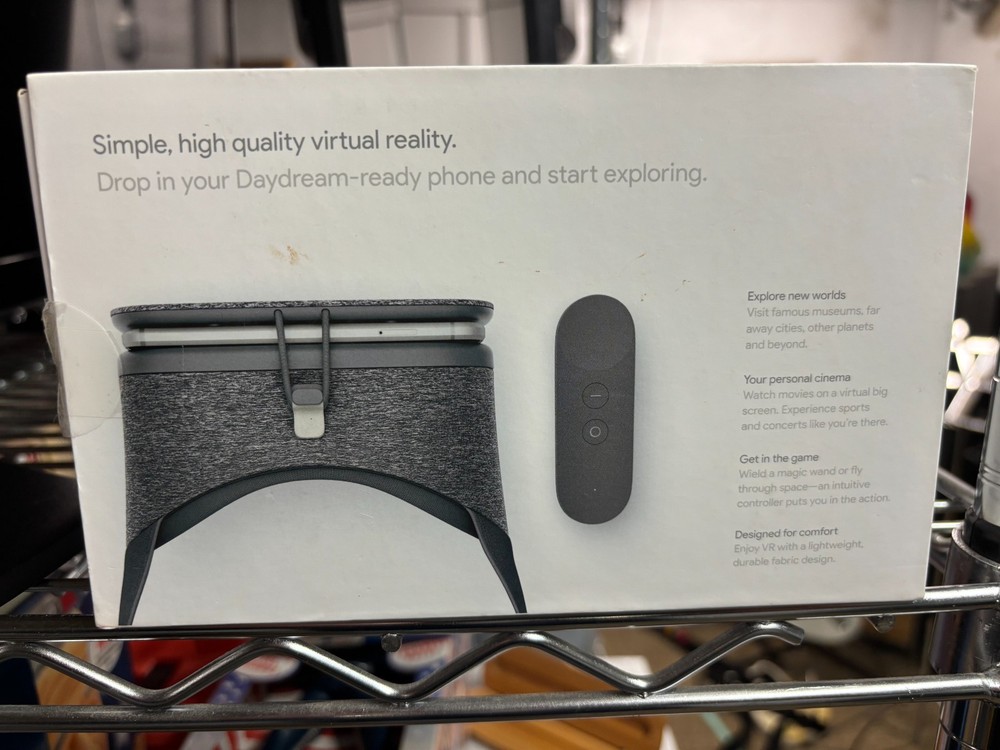 Google Daydream View VR Headset - Slate