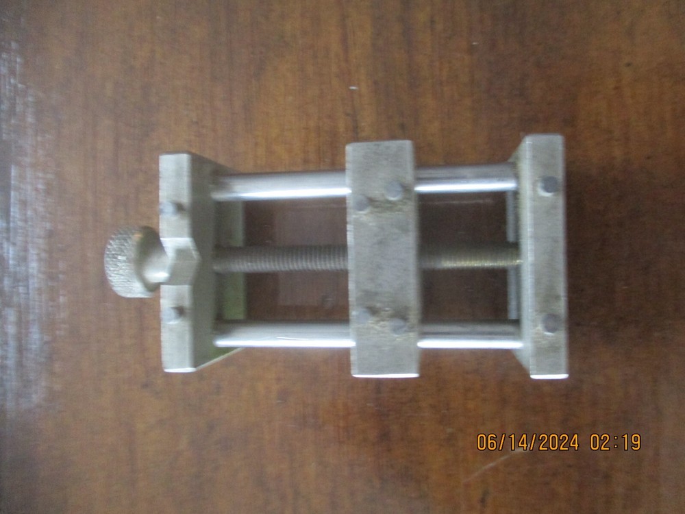 2 MACHINISTS LOW PROFILE VISE