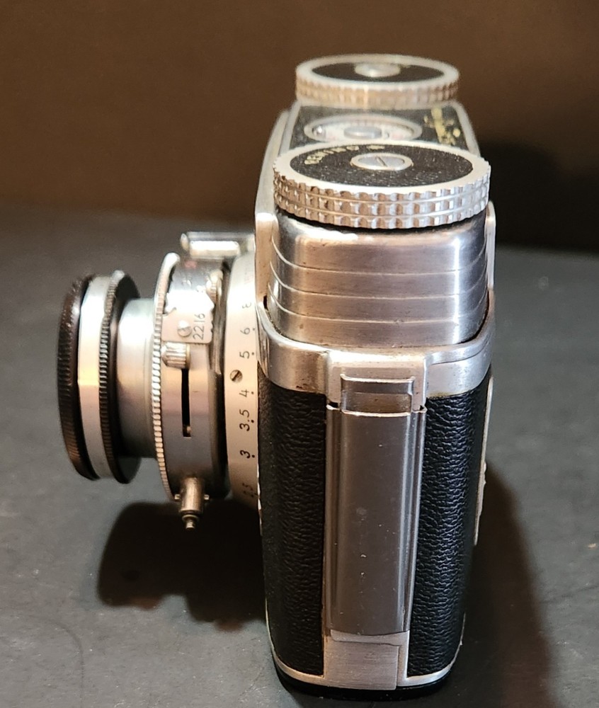 Kodak Signet 35 Camera w Leather Case Untested