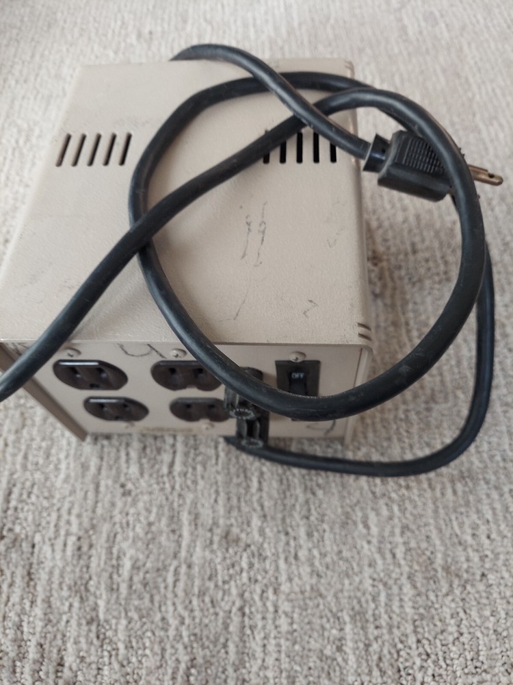 Oneac Power Conditioner CP1103