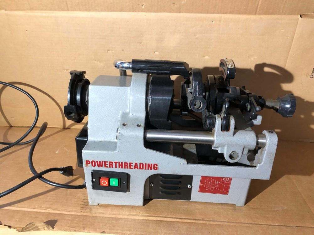 Electric Pipe Threader Machine 1/2"-1" Pipe Threading Machine, Z1T-AF