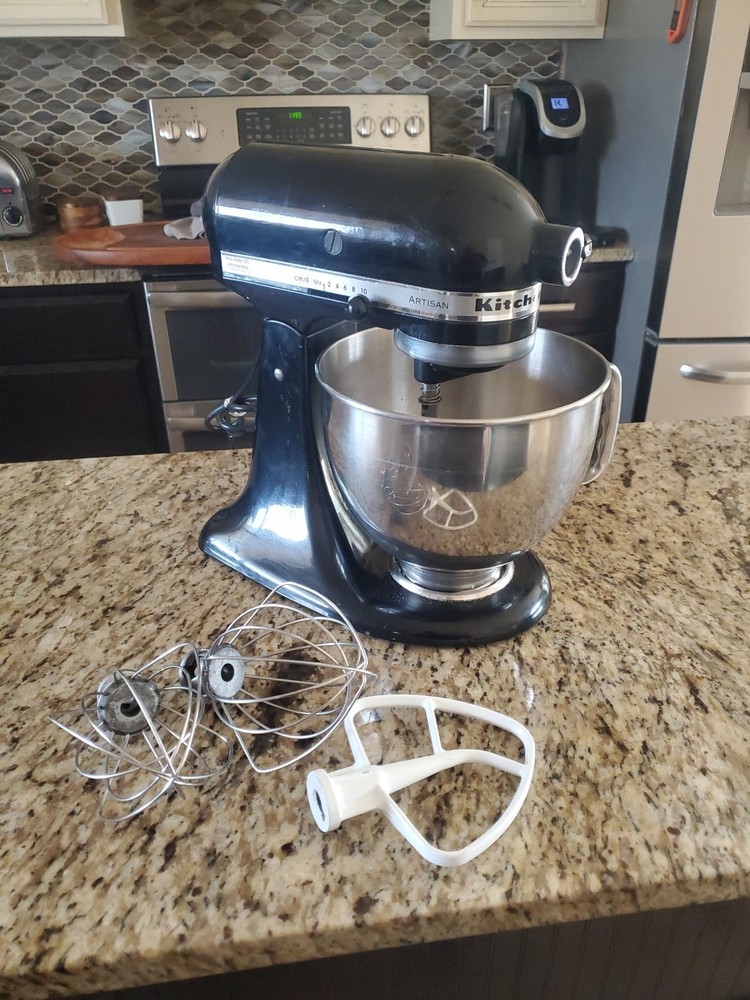 Kitchenaid 325 watt Mixer