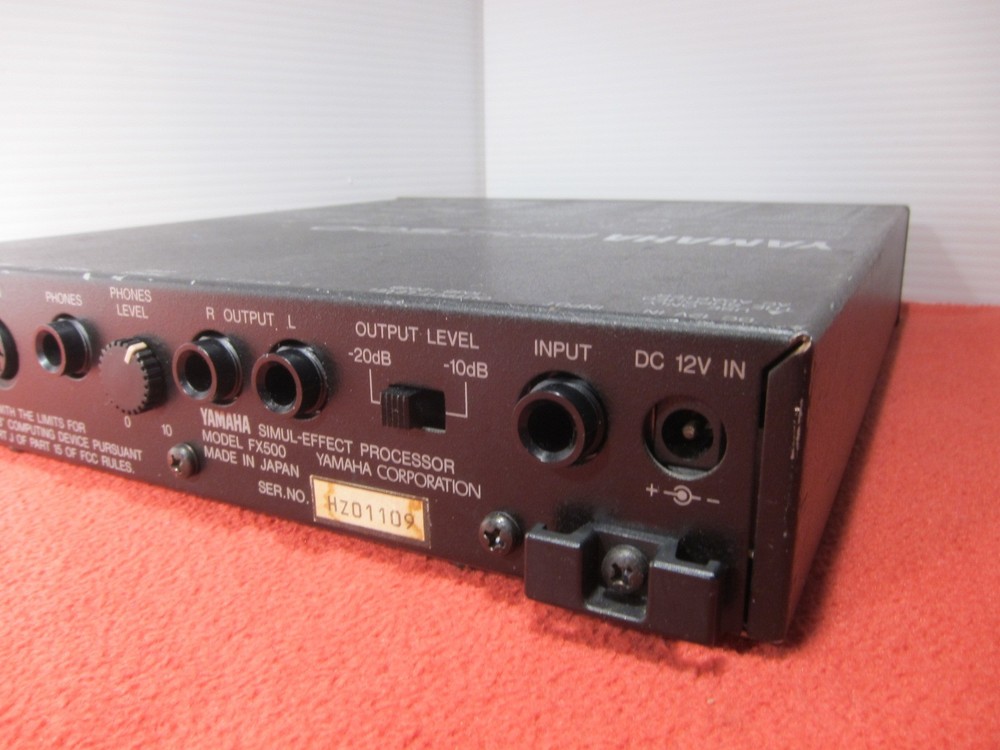 Yamaha FX500 Multi Effects Processor Guitar Effect w/ AC Adapter / Fast Shipping