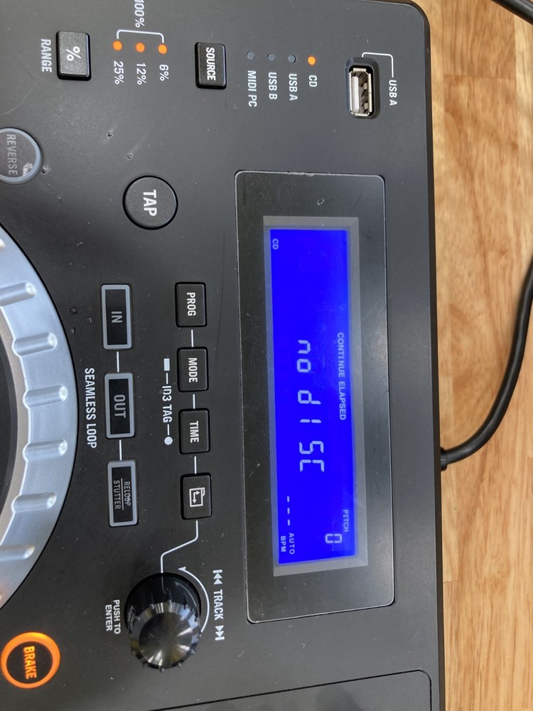 Numark Mixdeck Express Double Deck DJ Controller Built-in Mixer USB Effects