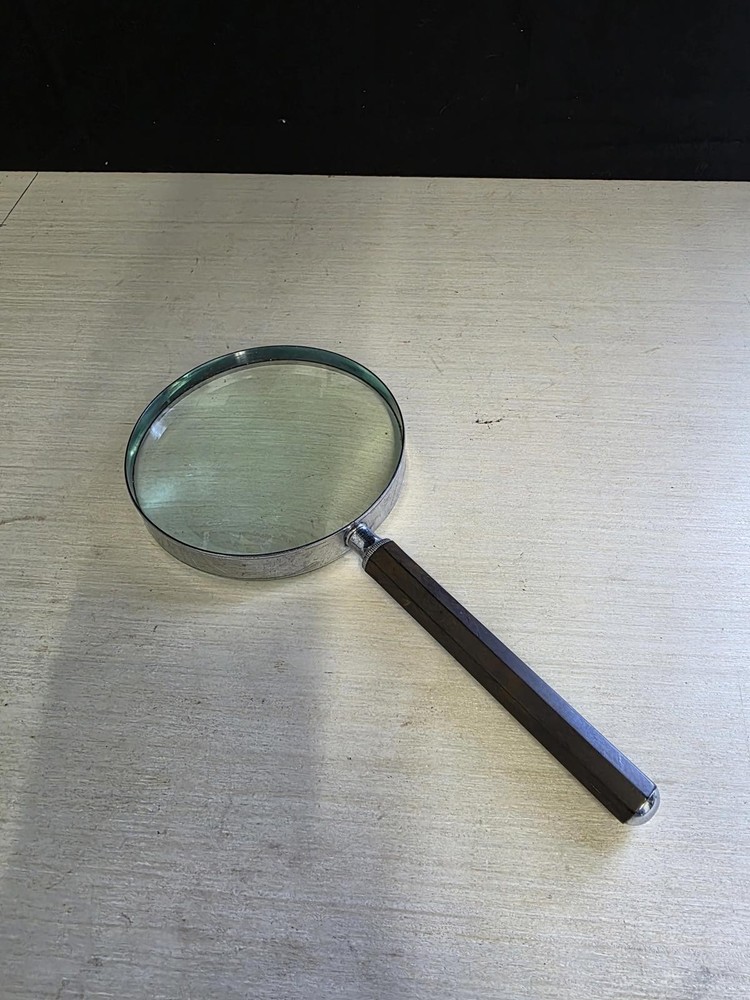 Vintage Magnifying Glass with Handle