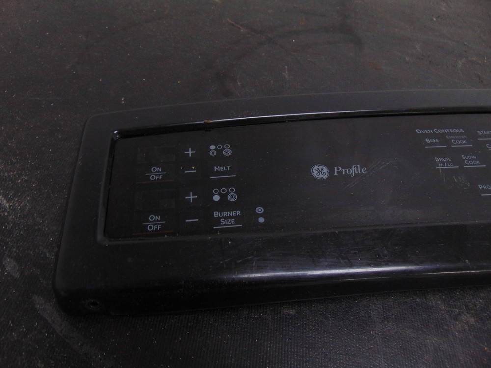 GE Range PB920DT1BB Control Panel Assembly WB27T11390