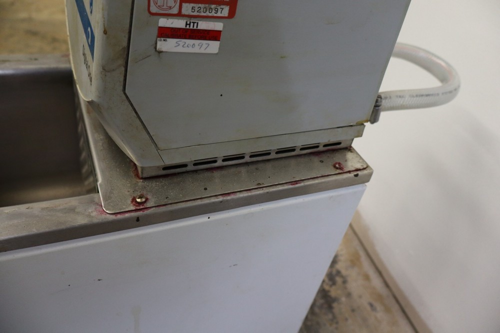 Thermo Neslab RTE 7 Digital Plus Recirculator Bath. Powers on