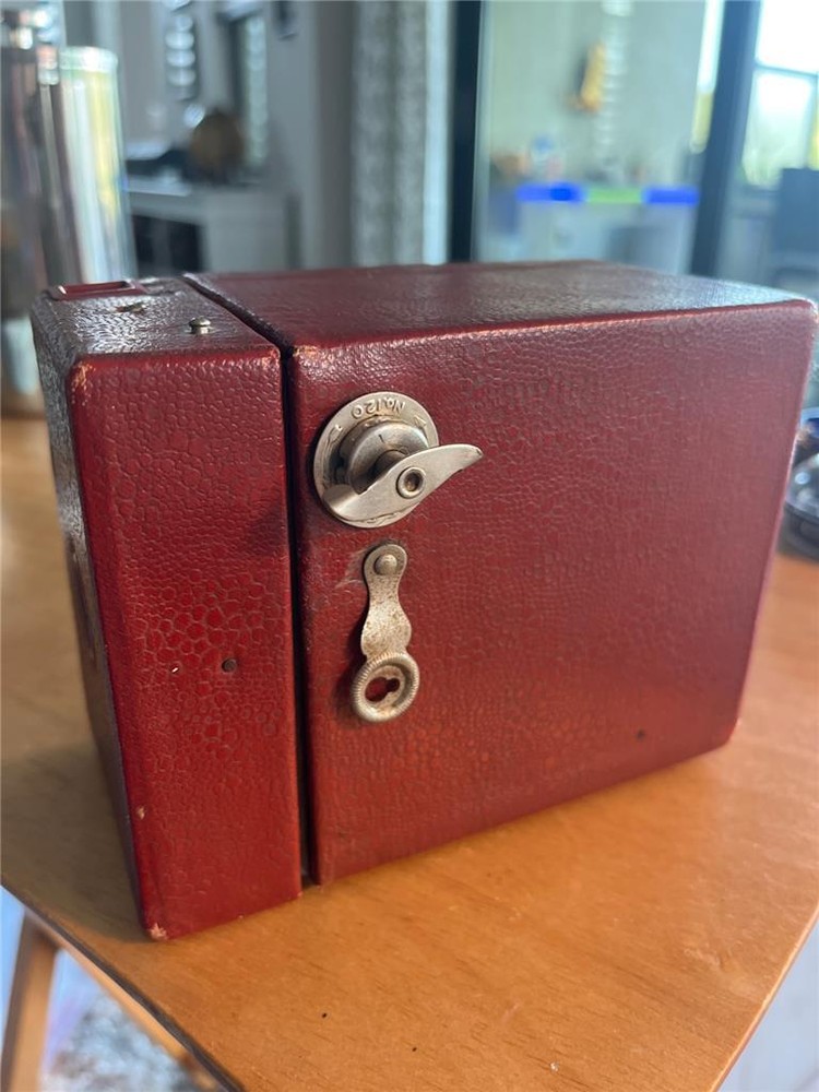 Kodak No. 2A Red/Brown. NOT TESTED