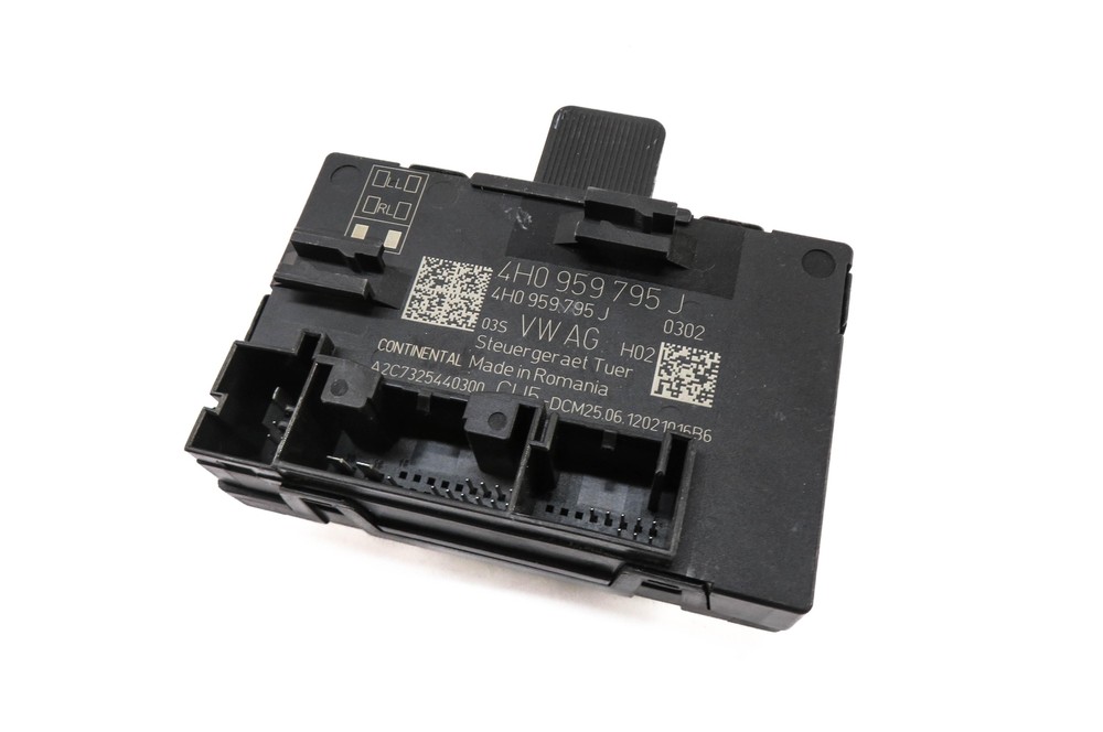 2013 PORSCHE CAYENNE (958) RIGHT REAR DOOR CONTROL MODULE