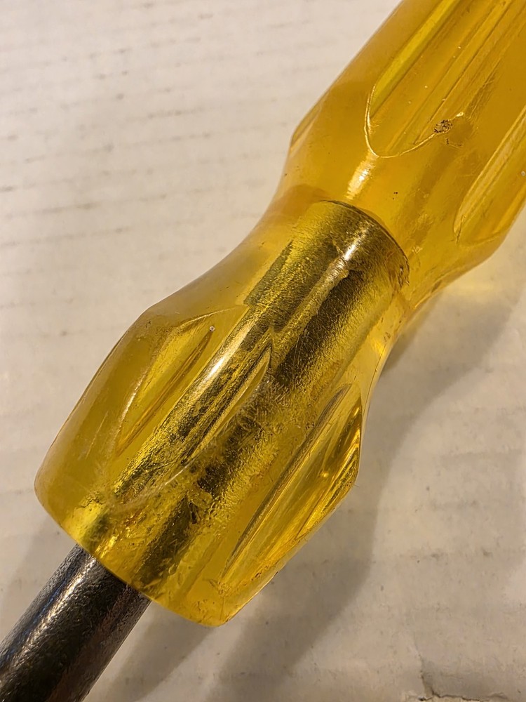 Flat Screwdriver Irwin USA Yellow Handle