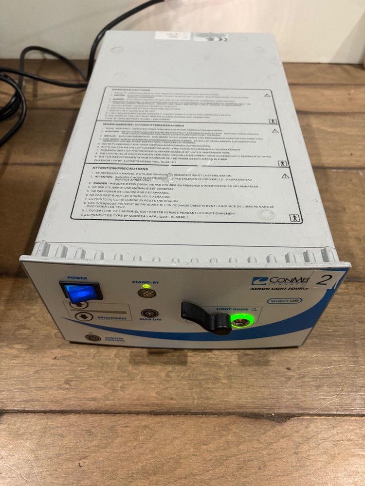 Conmed Linvatec LS7500 Xenon Light Source