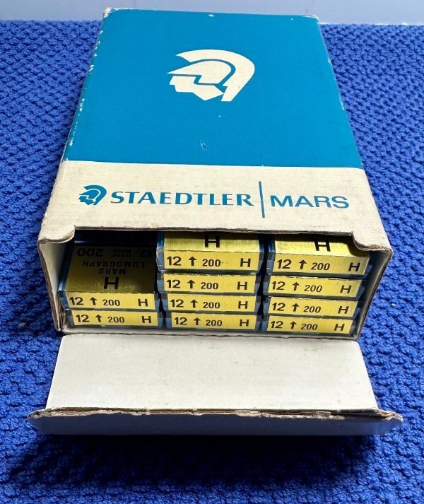 Engineering - Vintage STAEDTLER Mars Lumograph Drawing Drafting Leads No. 200-H