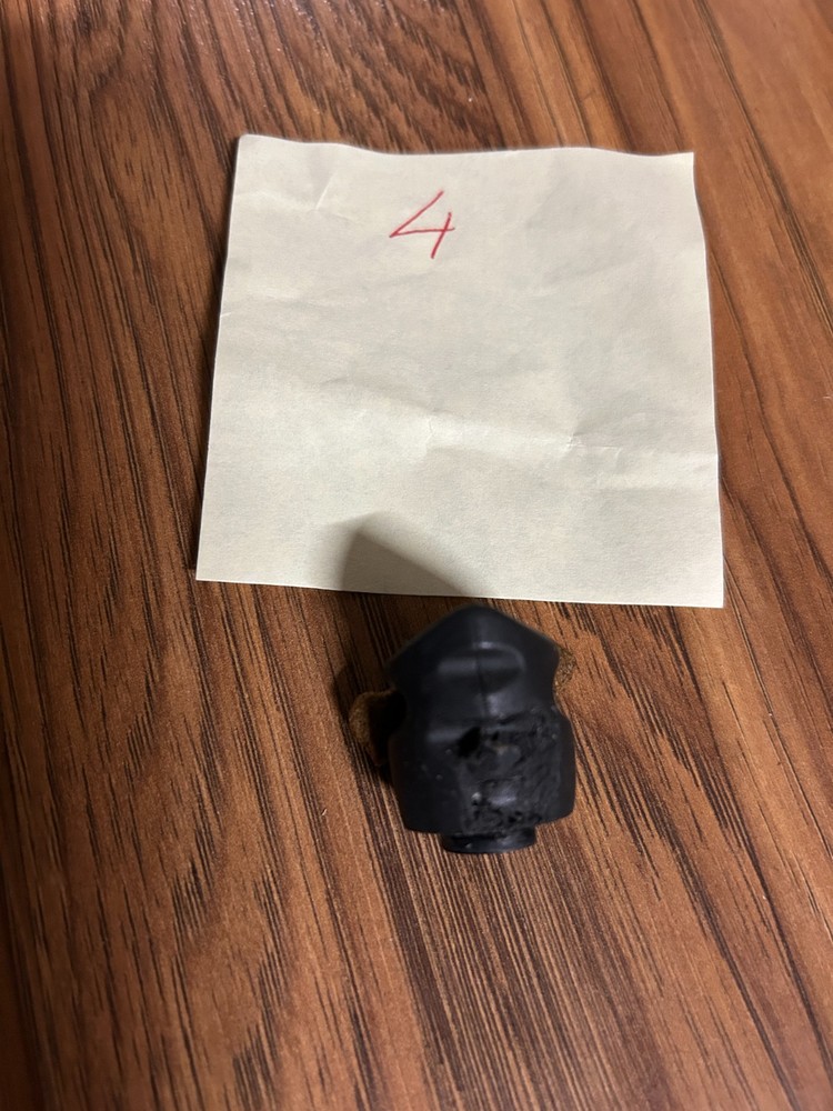 Hoyt String Stopper; Color: Black