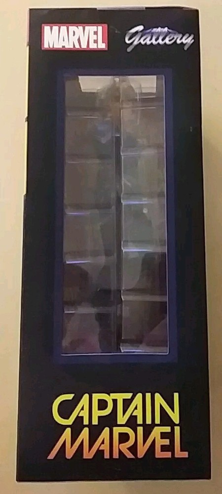 Captain Marvel Shield Edition Marvel Gallery SDCC Previews PX Exclusive Box Open