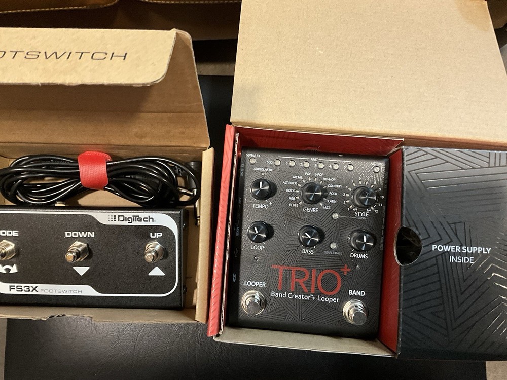 DigiTech TRIOPLUSV04 Trio Looper Footswitch Display Band Creator open boxes mint