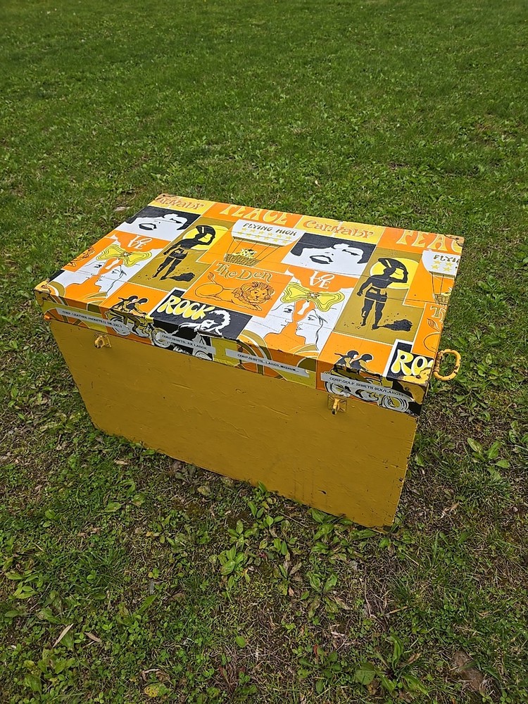 Incredible Retro Trunk