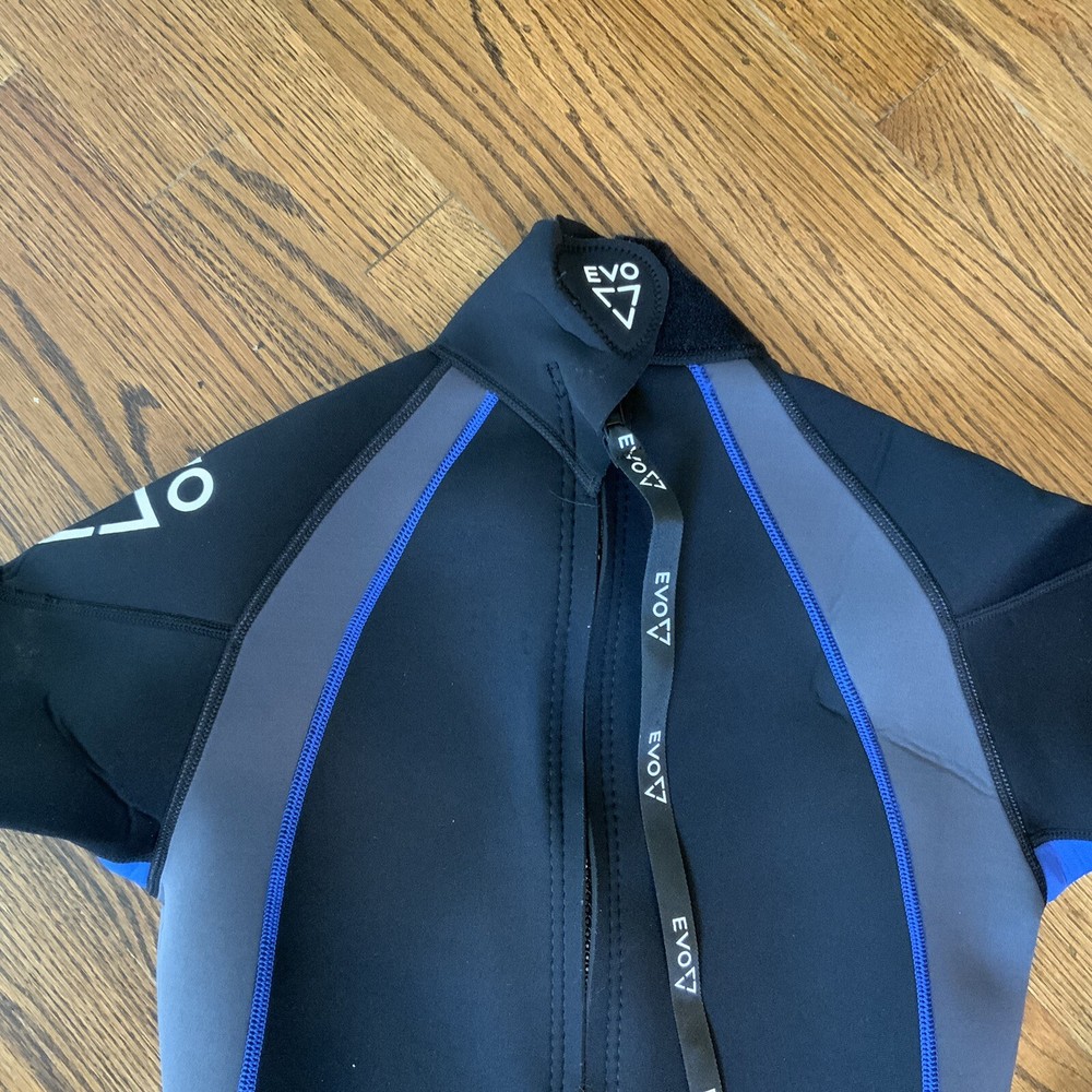 EVO 3mm Shorty Wetsuit Mens Small Black Back Closure EUC