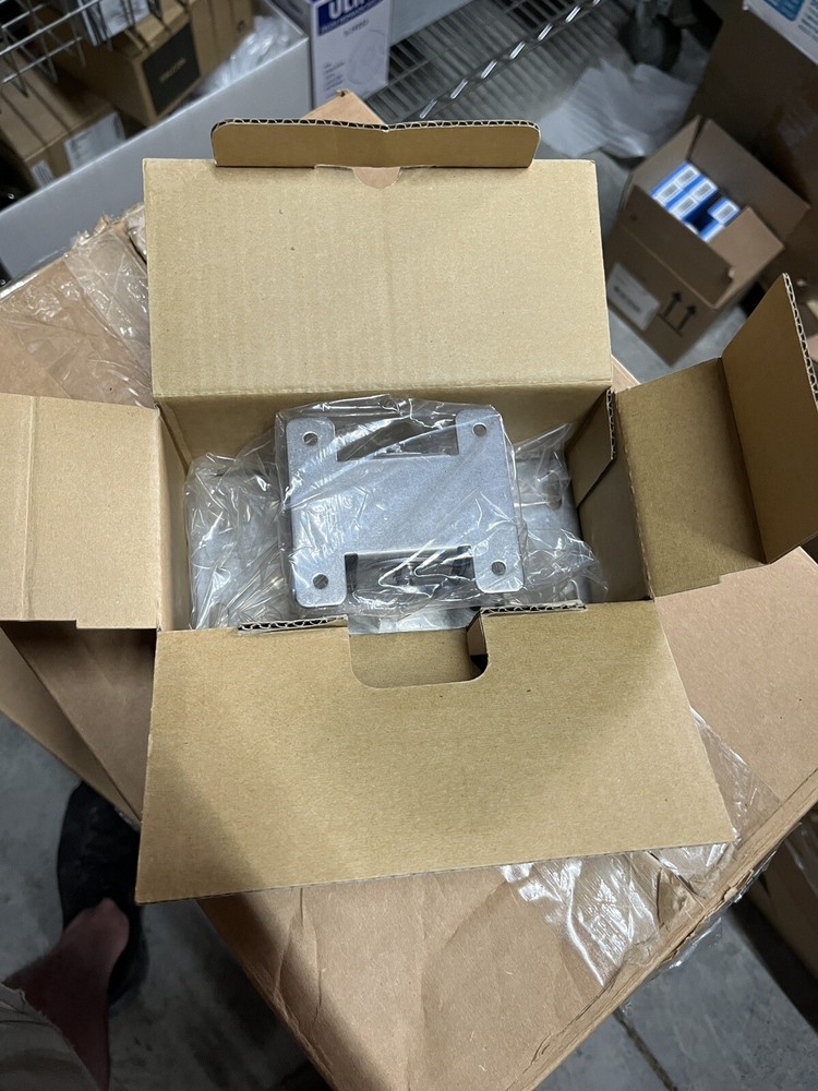 Icom MB-89 Bracket
