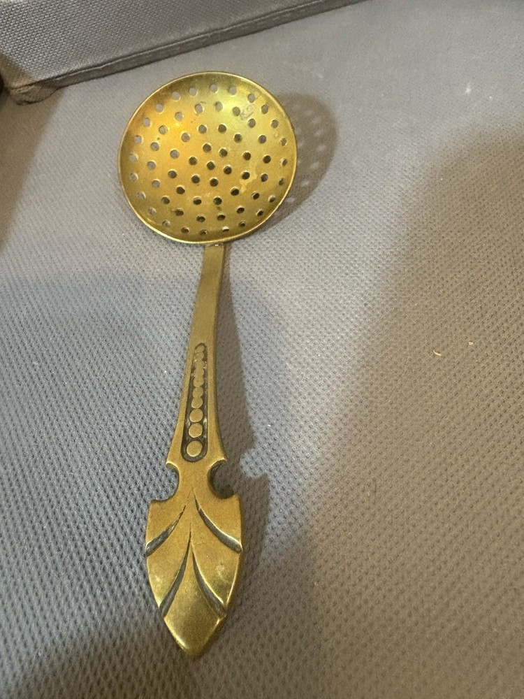 early tea strainer