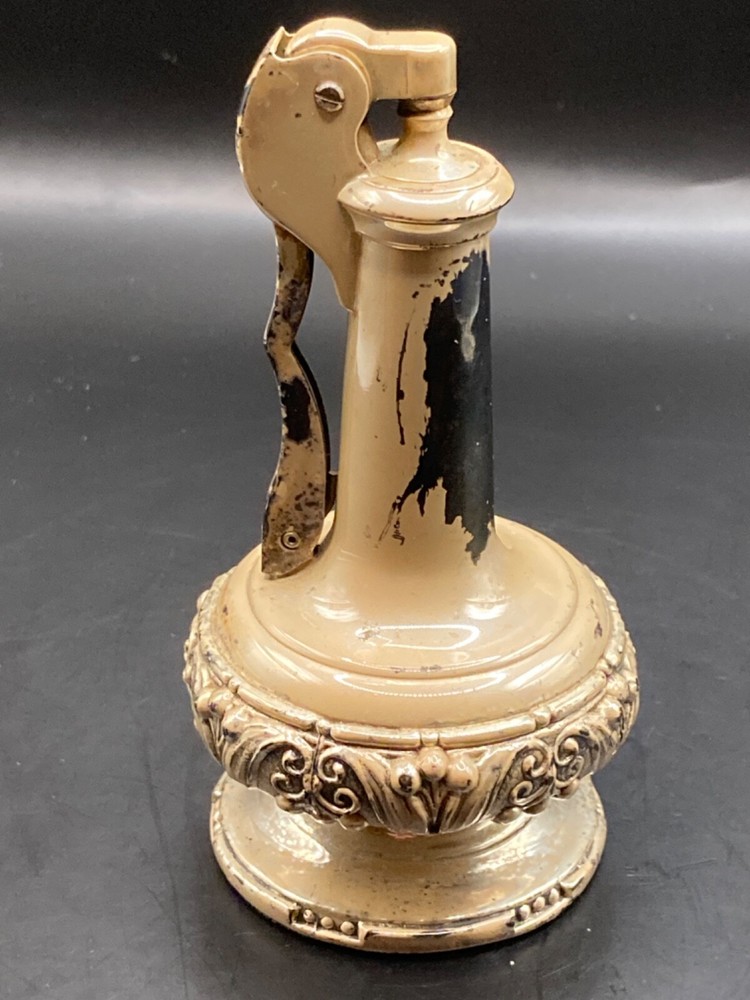 Vintage Ronson “Decanter" Table Lighter