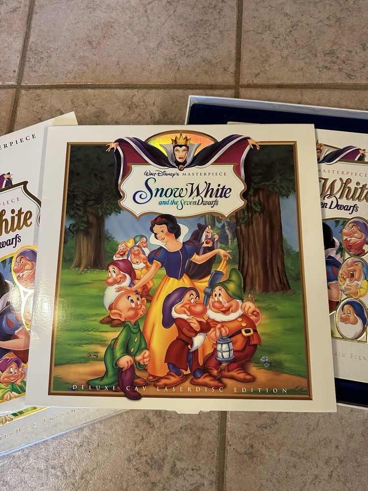 DELUX C A V Laser Disc Edition