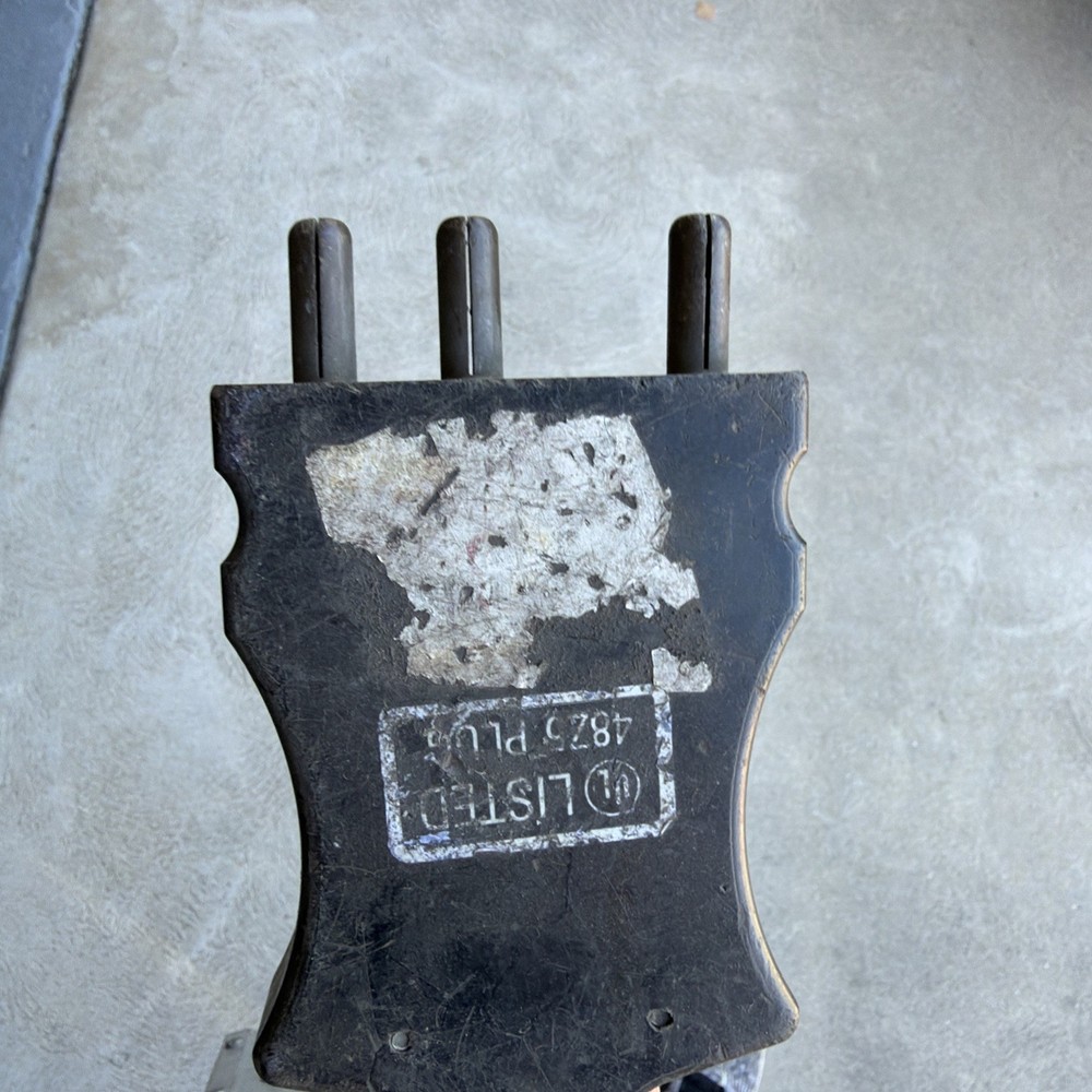 Mole-Richardson 60 Amp 6 Receptacle Box