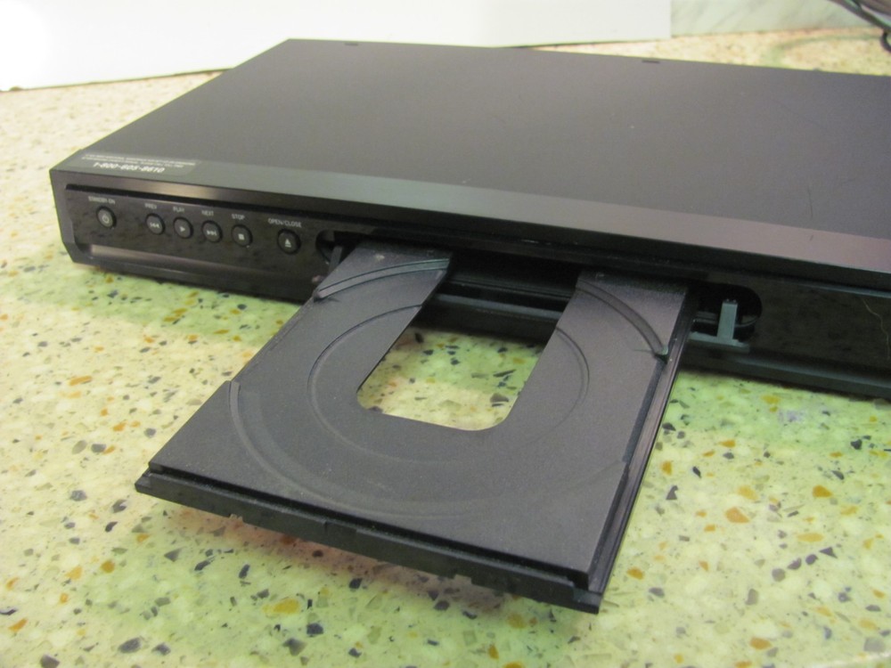 Magnavox DP170MS8 DVD Player No-Remote - HDMI - Working!