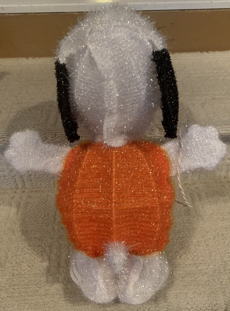 Light Up Snoopy 18" Peanuts Halloween Pumpkin Jack O’ Lantern Display