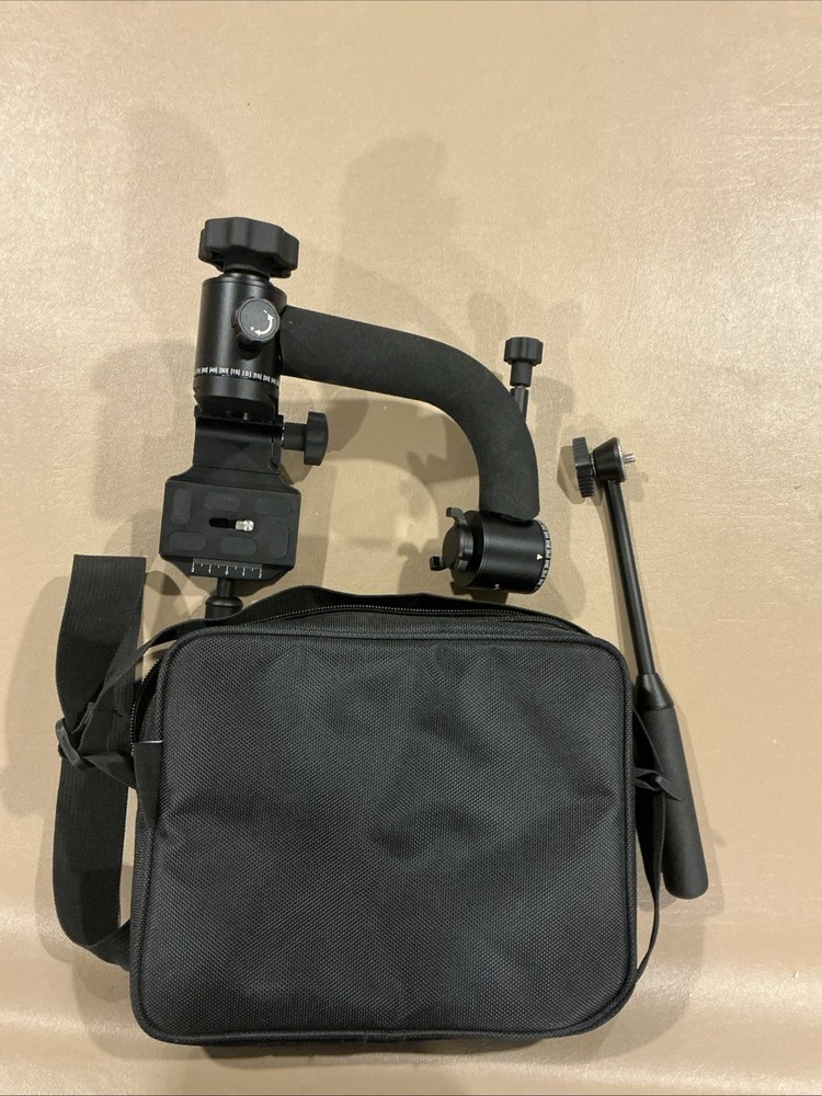 Promaster GH11 Gimbal Head New Smooth, Support With Removable Control Handle ￼