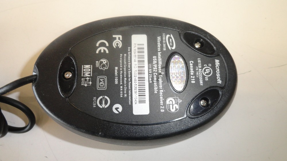 ZZ7: Microsoft 1009 IntelliMouse Explorer USB Receiver 2.0