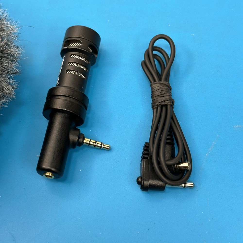 Rode VideoMic Me W/ Noise Reduction Cover Compact Microphone