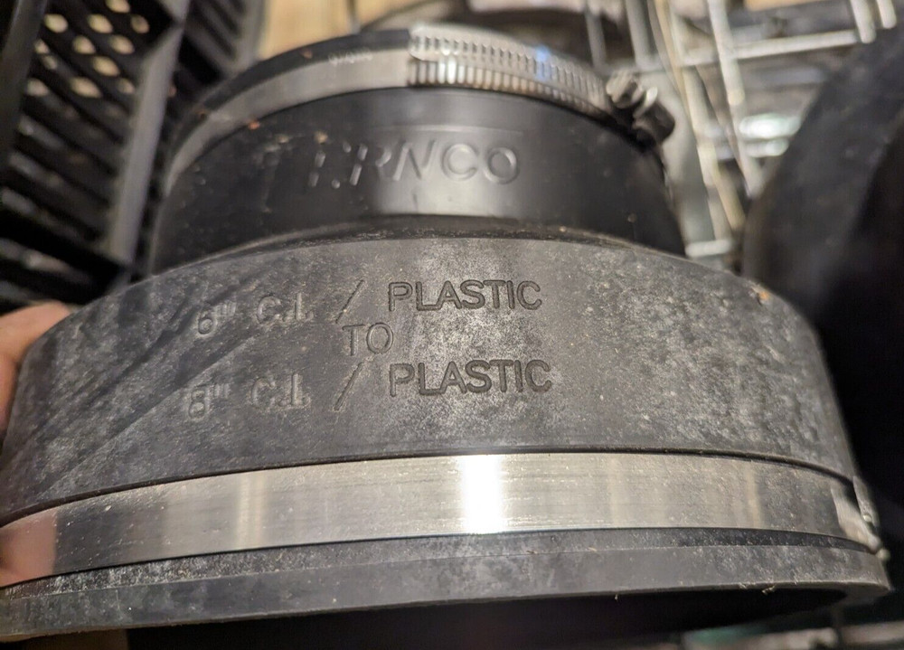 1056 Series 8 x 6 in. Clamp Reducing Plastic Coupling w Bands (G8BD)