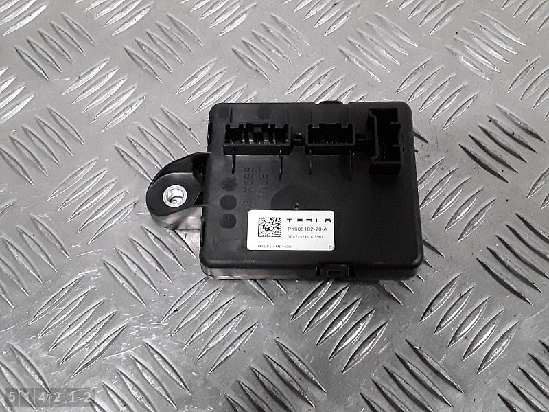 2024 TESLA MODEL Y ECU CONTROL UNIT 190510220A