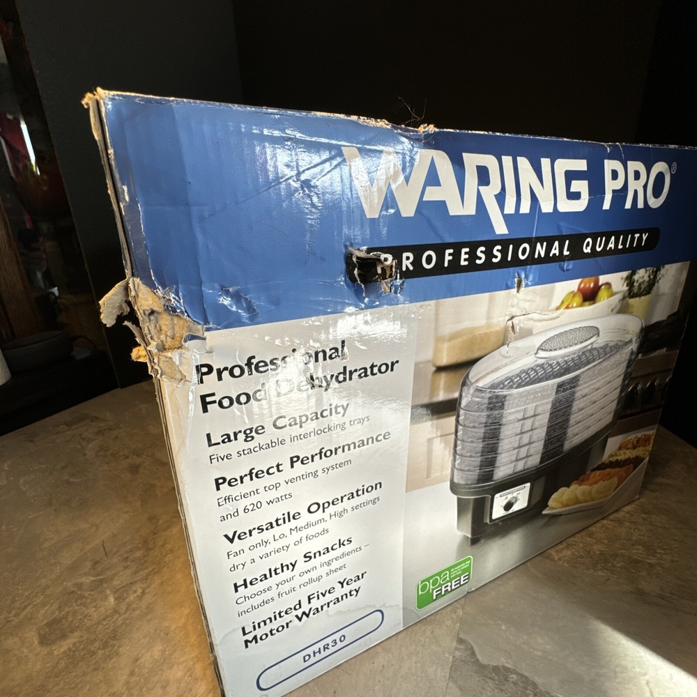 NEW Waring Pro DHR30 Pro Dehydrator 5 Stackable Trays Dry Herbs Fruit & Jerky