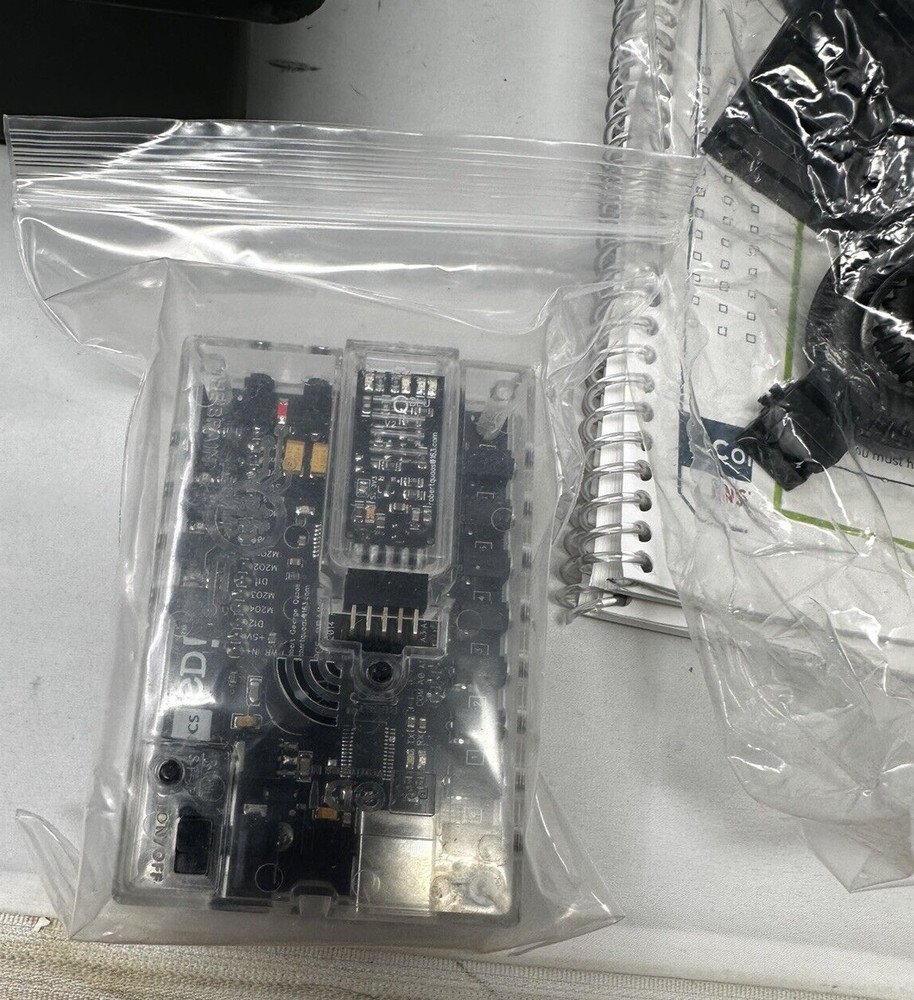 PCS Edventures Discover Robotics Programming Grade 6-8 kit books inventoried