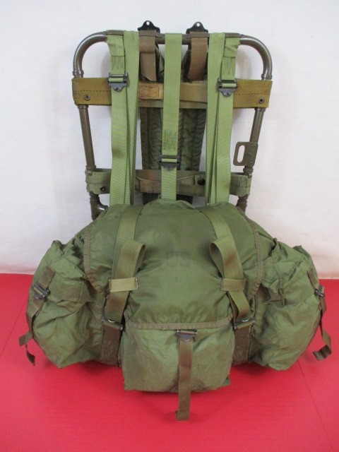 Vietnam US Army Nylon Lightweight Rucksack Pack w/Frame - Dated 1968 - Complete