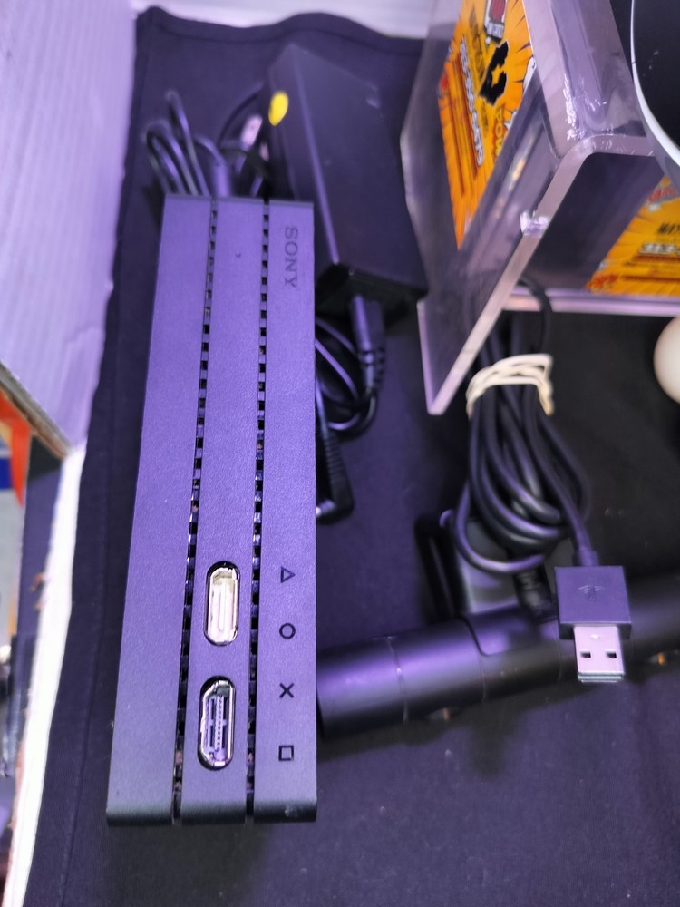 Sony PlayStation VR PS4 Version 1 Virtual Reality Headset Bundle AS-IS UNTESTED